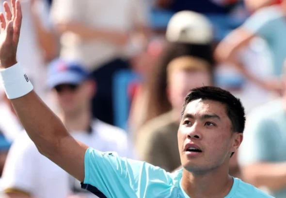 Nakashima ousts top seed de Minaur